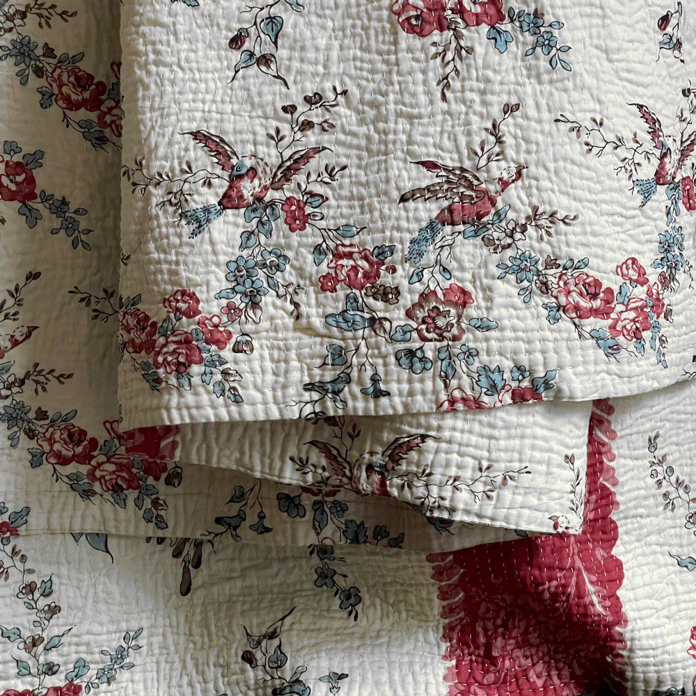 "18 c. French Floral" King Bedcover - Image 5