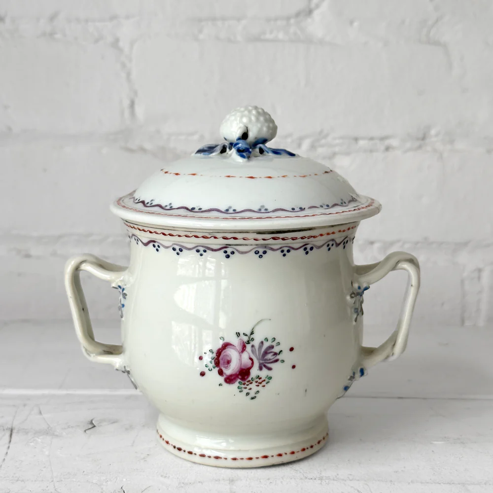 18th-century Chinese Qing Porcelain Lidded Sugar Bowl