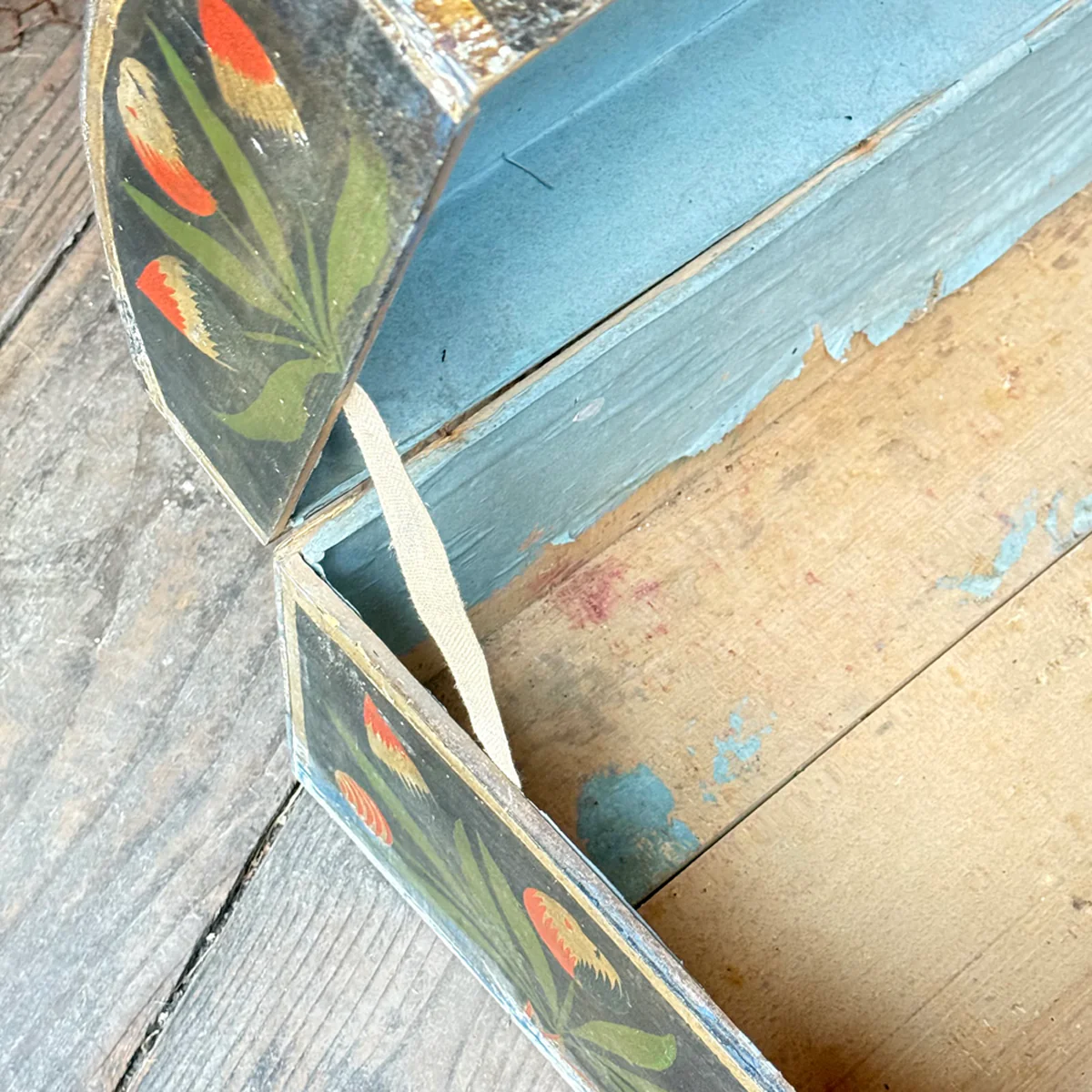 18th-century French Painted Trunk - Image 11