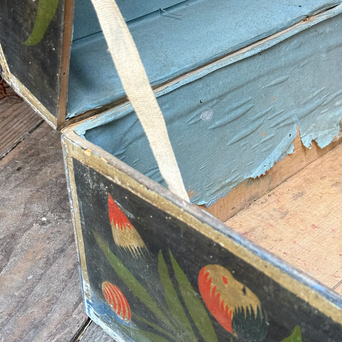 18th-century French Painted Trunk - Image 6