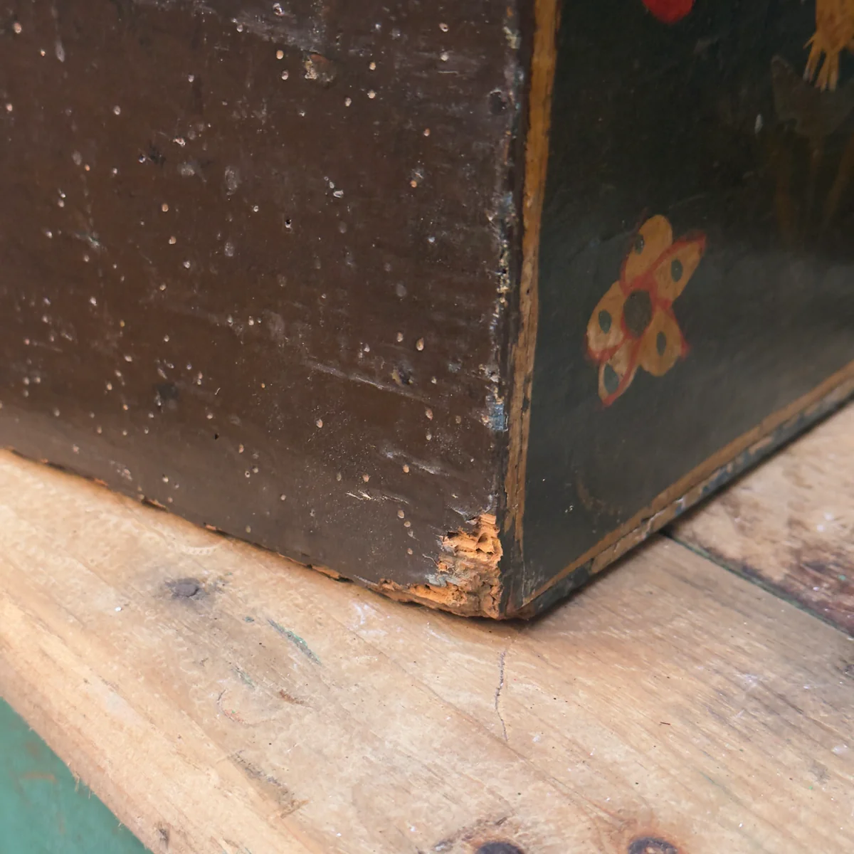 18th-century French Painted Trunk - Image 9