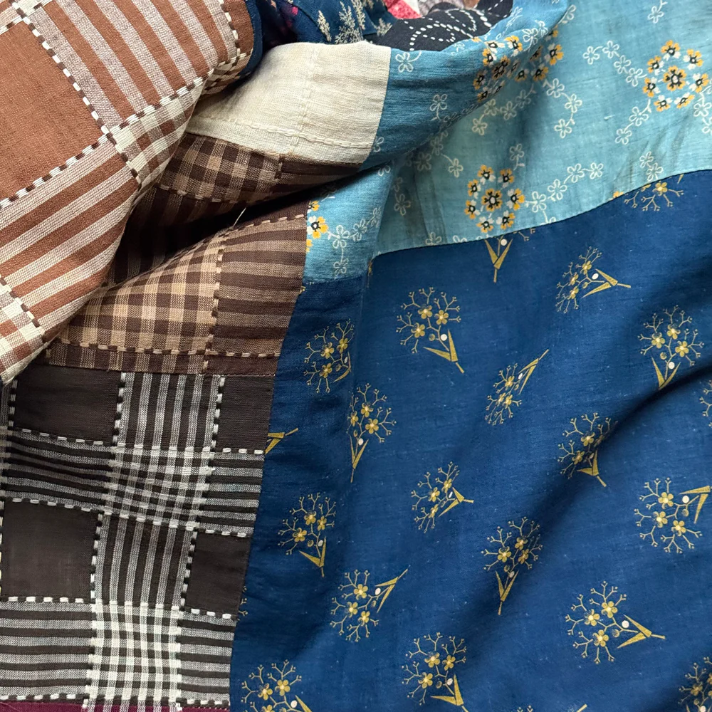 19th-century American Hand-Stitched Quilt #4 - Image 12
