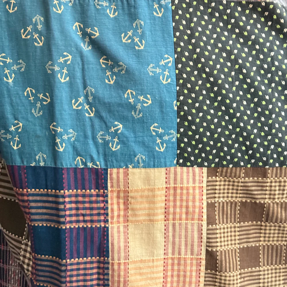 19th-century American Hand-Stitched Quilt #4 - Image 16