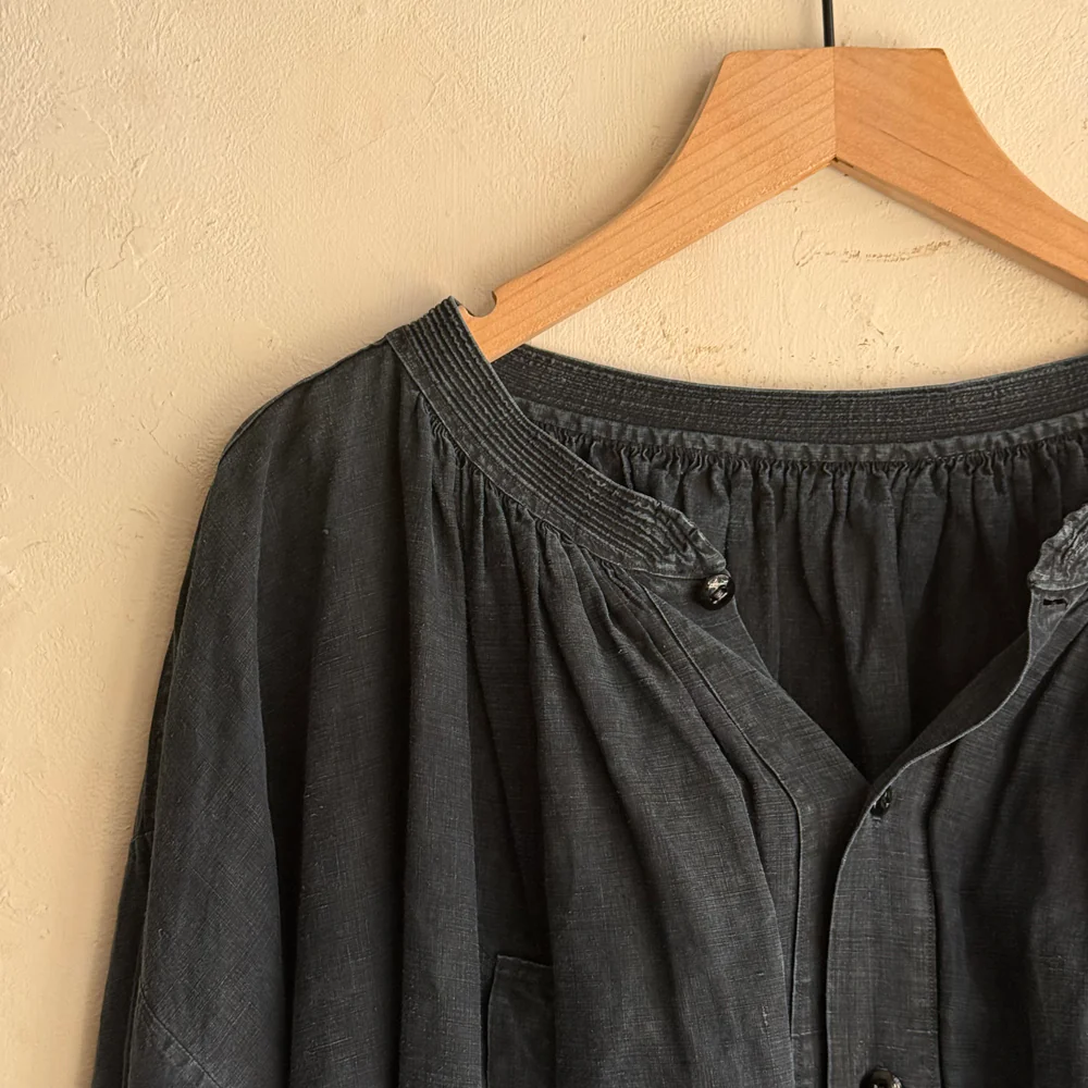 19th-century French Indigo Smock (#S-01) - Image 3