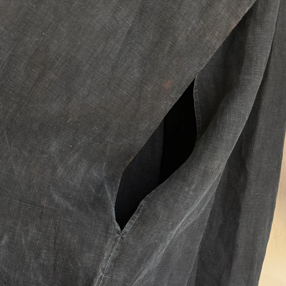 19th-century French Indigo Smock (#S-01) - Image 8