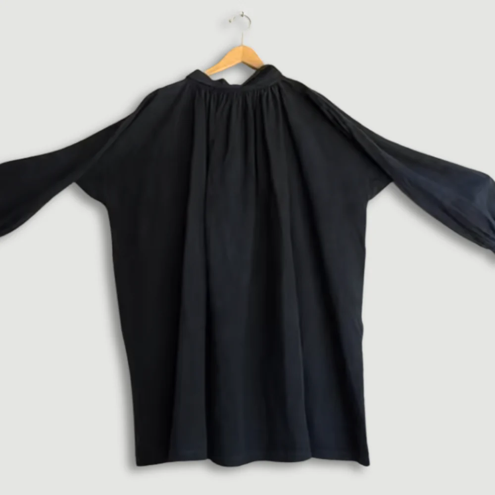 19th-century French Indigo Smock (#S-03) - Image 3