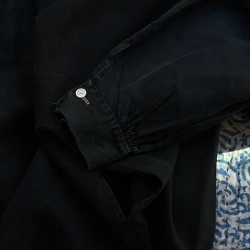 19th-century French Indigo Smock (#S-05) - Image 10