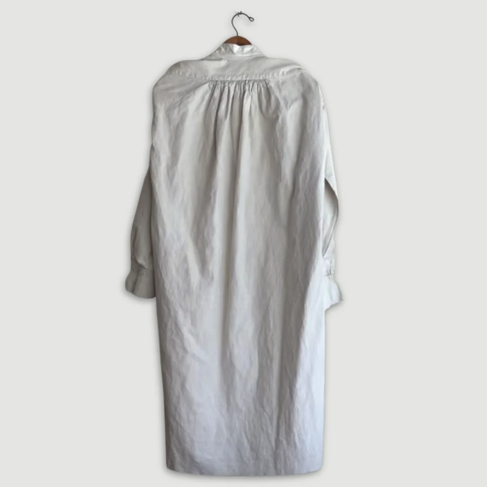 19th-century French Nightshirt (#S-09) - Image 2