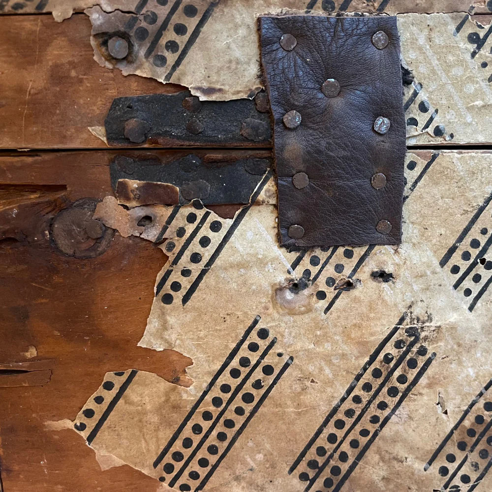 19th-century American Papered Box - Image 9