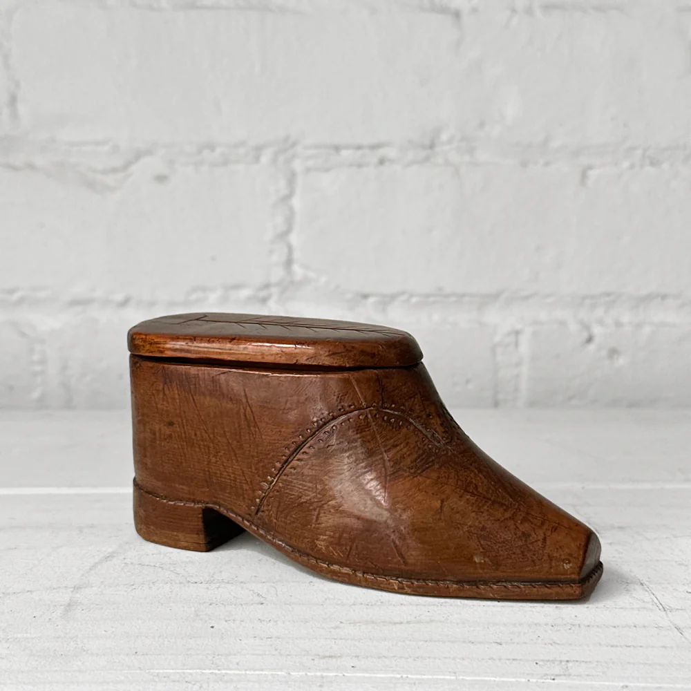 19th-century Wooden Shoe Snuff Box