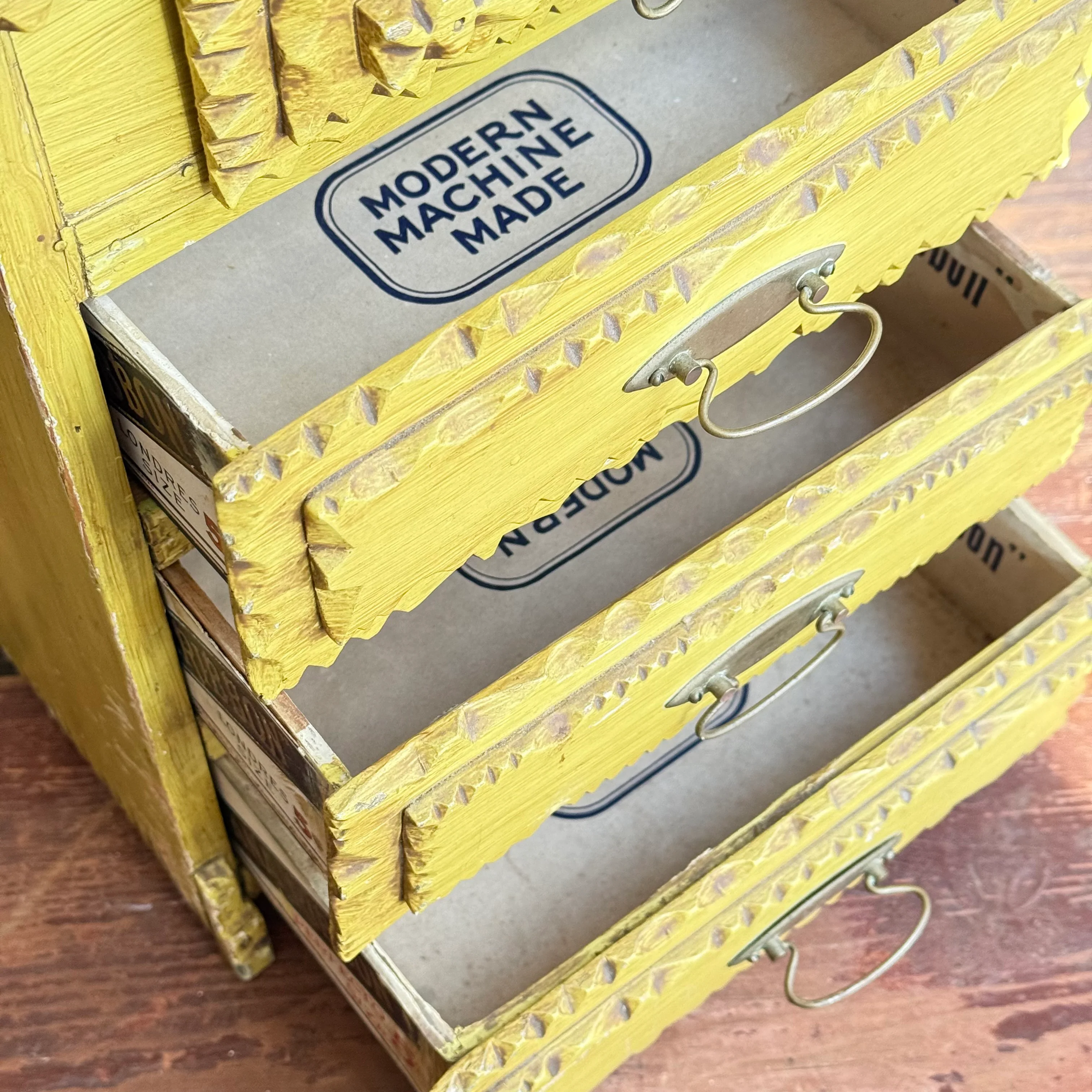 20th-century Yellow Painted Tramp Art Cabinet - Image 4