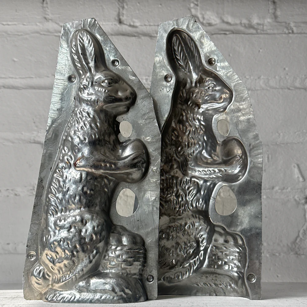 Antique Chocolate Rabbit Tin Mold (#61) - Image 3
