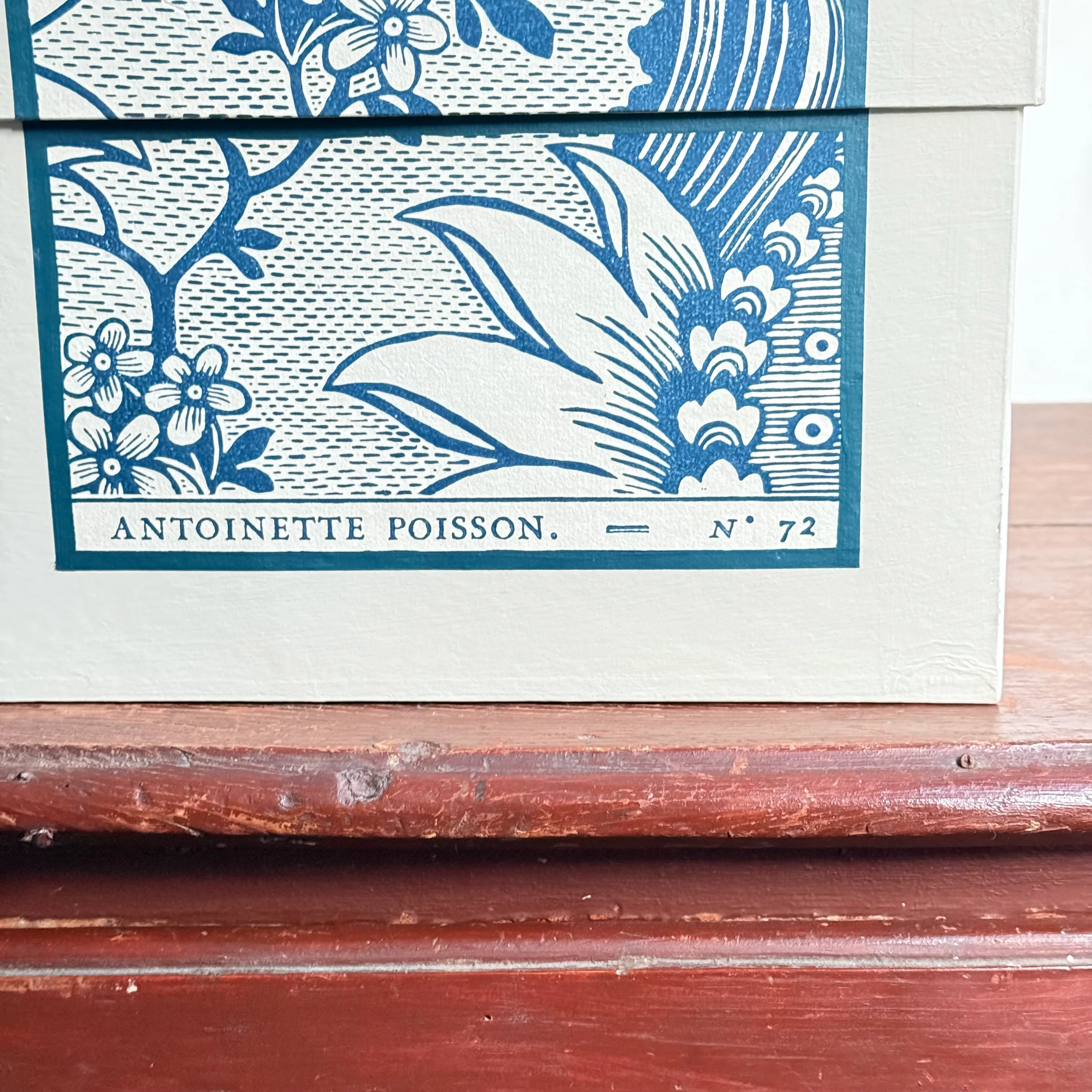 Antoinette Poisson Large Wedding Box in "Torrent Indigo" No. 72B - Image 5