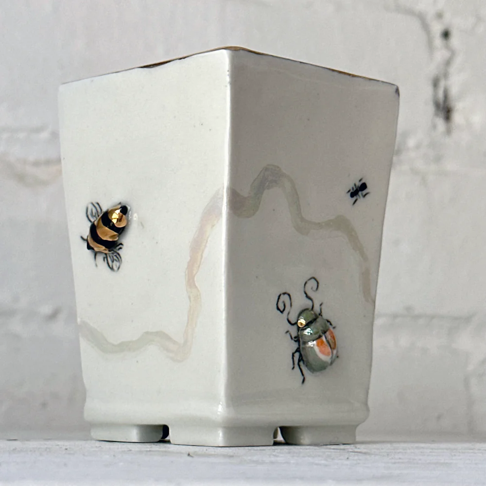 Bugs Bonsai Pot  (BC224) - Image 2