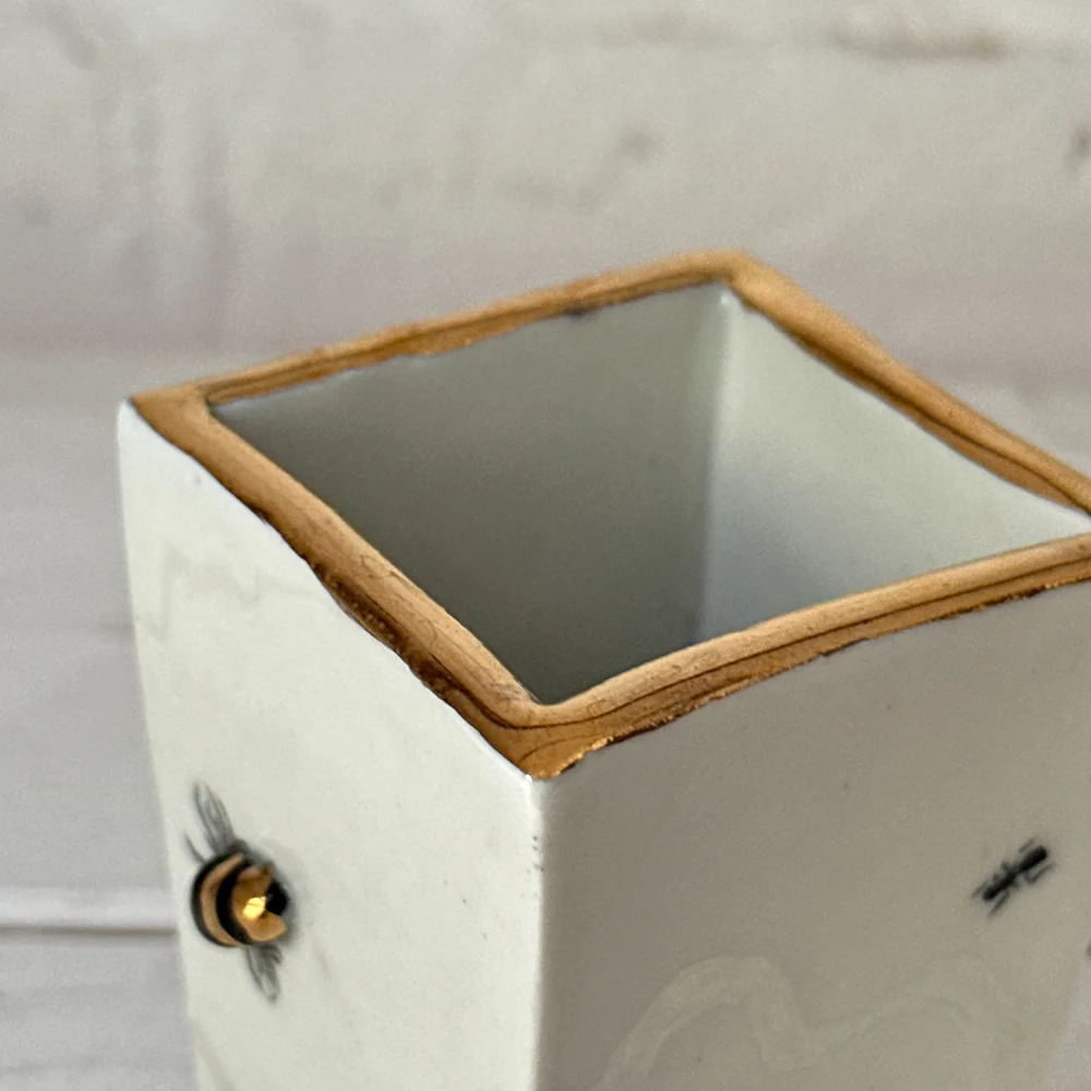 Bugs Bonsai Pot  (BC224) - Image 3