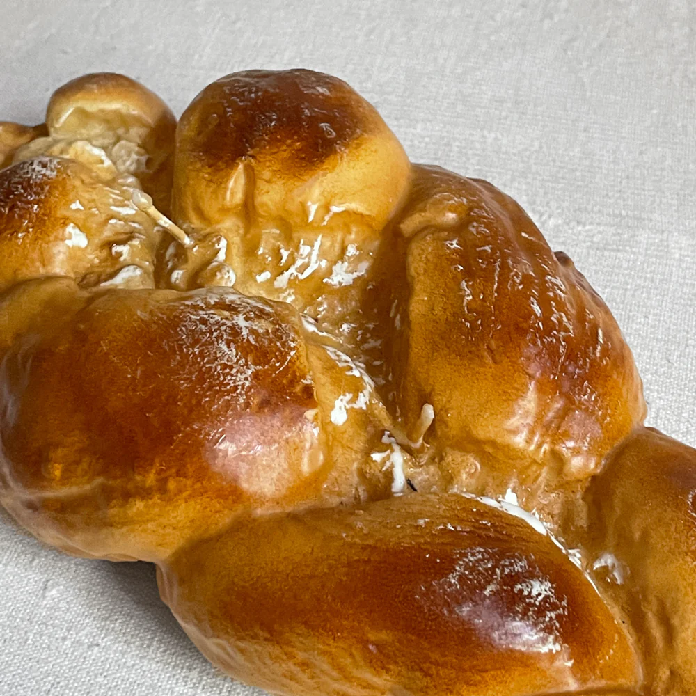 Pane Treccia Braided Challah Bread Loaf Candle - Image 2