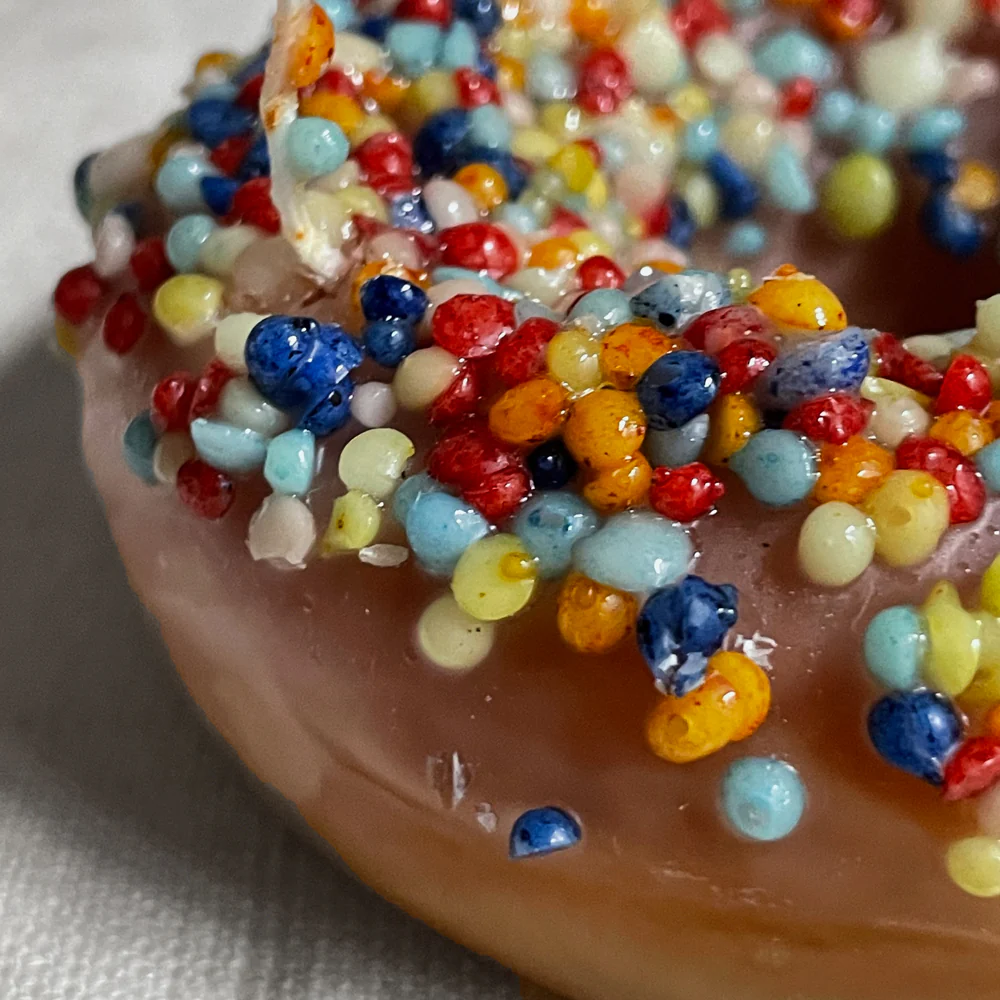 Ciambella Carnevale Rainbow Sprinkles Doughnut Candle - Image 2