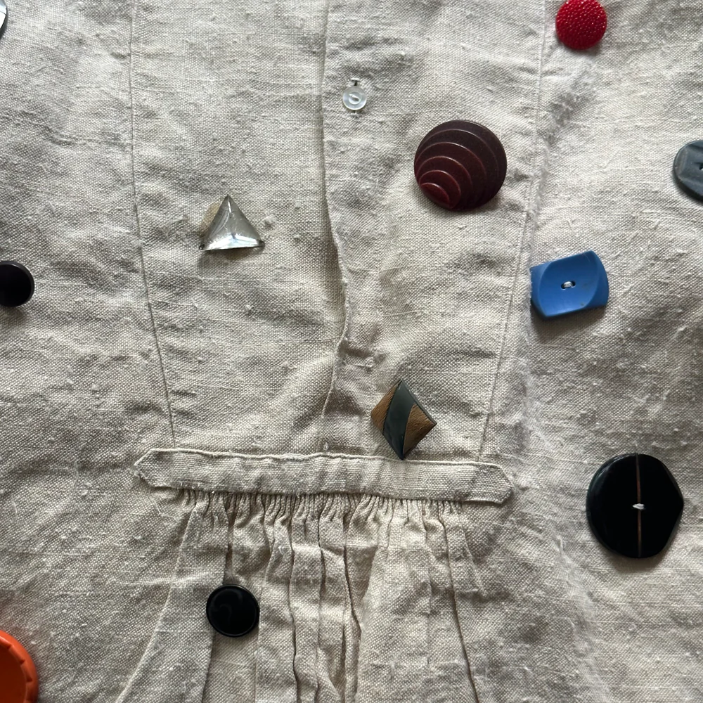 Custom 19th-century Linen Night Shirt with Vintage Buttons (#7) - Image 8
