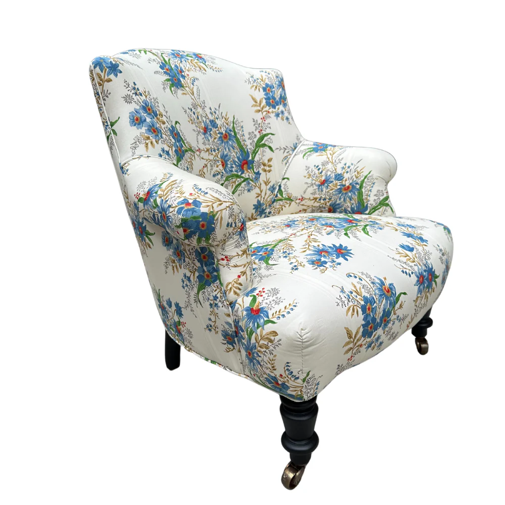 Custom Baronet Chair in Décors Barbares Ete Moscovit Indigo Fabric - Image 3