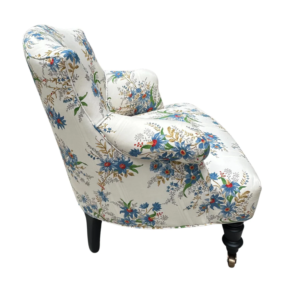 Custom Baronet Chair in Décors Barbares Ete Moscovit Indigo Fabric - Image 4