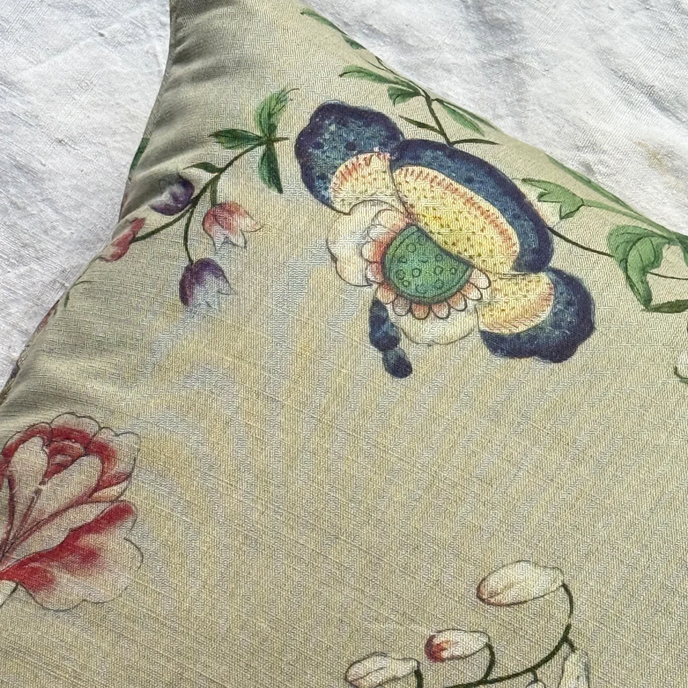 Custom John Derian for Pierre Frey "Le Paravent Chinois" Pillow in "Chantilly Cream" (#13) - Image 4