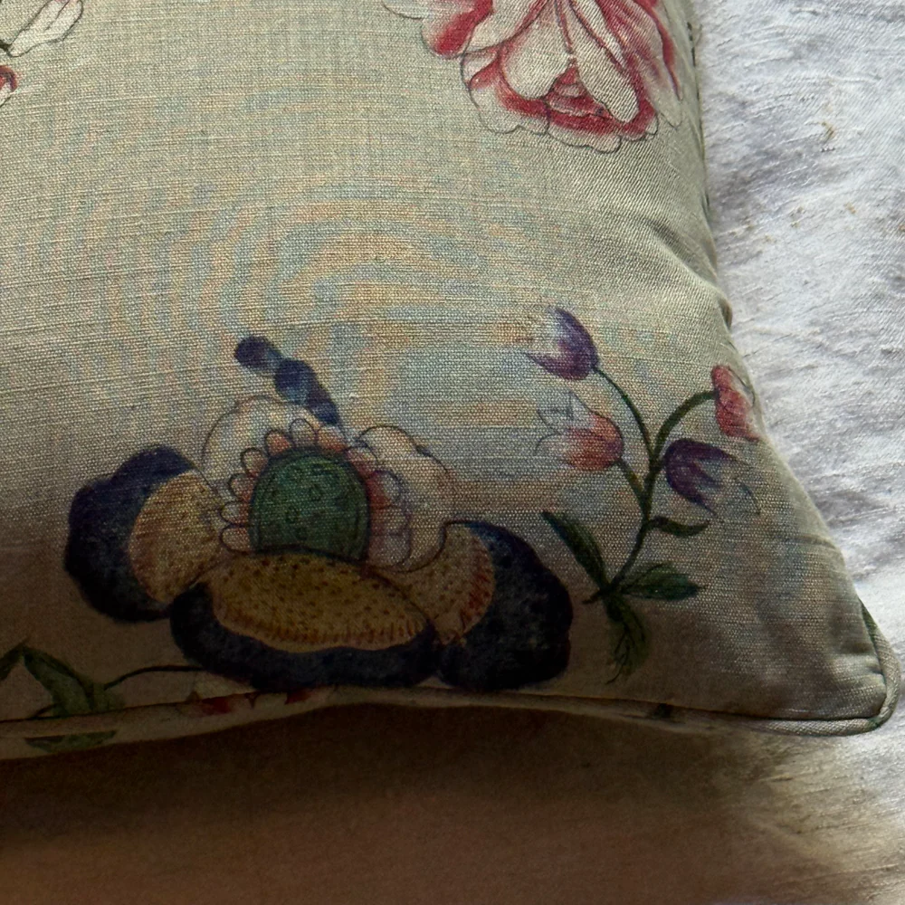 Custom John Derian for Pierre Frey "Le Paravent Chinois" Pillow in "Chantilly Cream" (#17) - Image 4