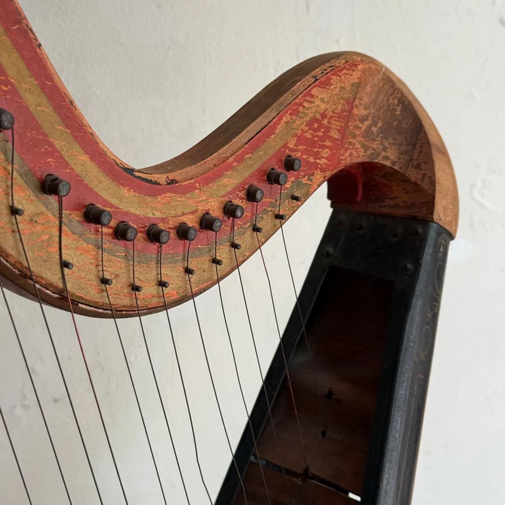 Mid 20th-century Shop Display Harp - Image 3