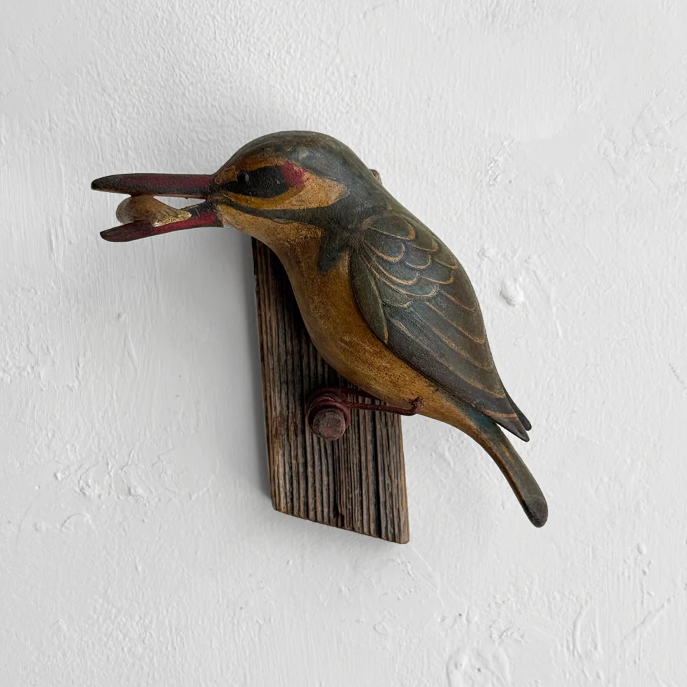 Early 20th-century Black Forest Carved Bird with Fish (BFB-04) - Image 3