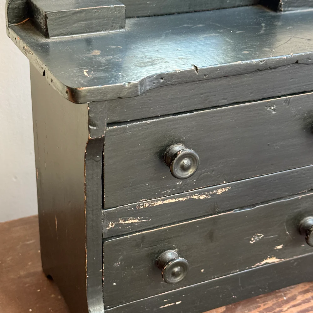 Early 20th-century Black Painted Miniature Doll's Chest - Image 10