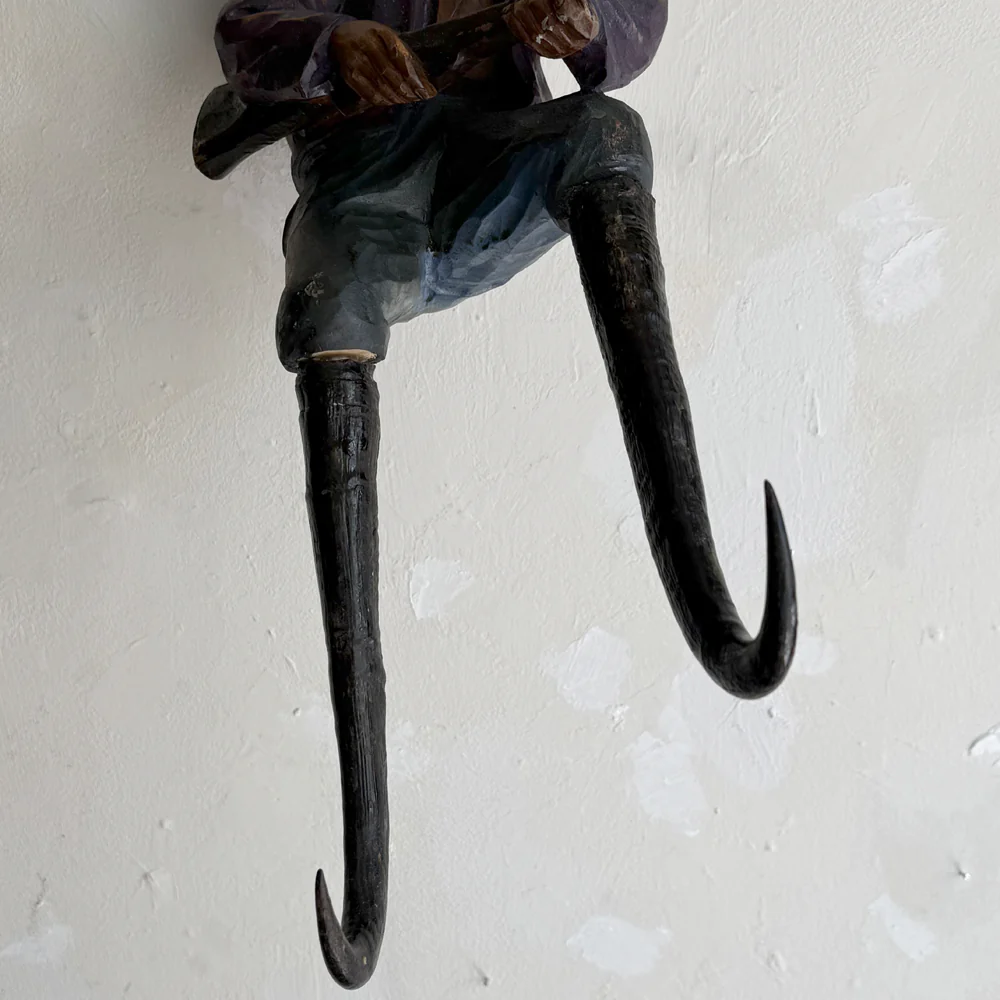 Early 20th-century Carved Alpine Hunter Decorative Coat Hook (#6) - Image 5