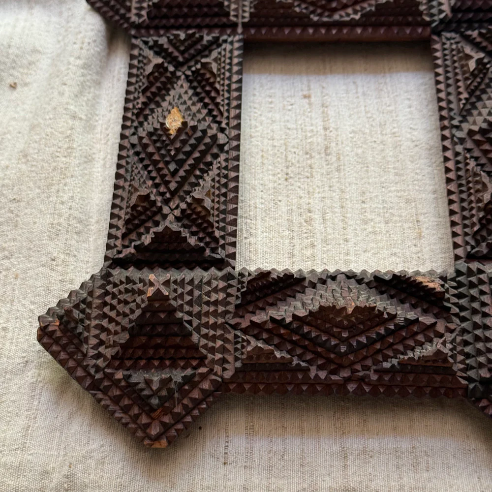 Early 20th-century Double Tramp Art Frame - Image 2