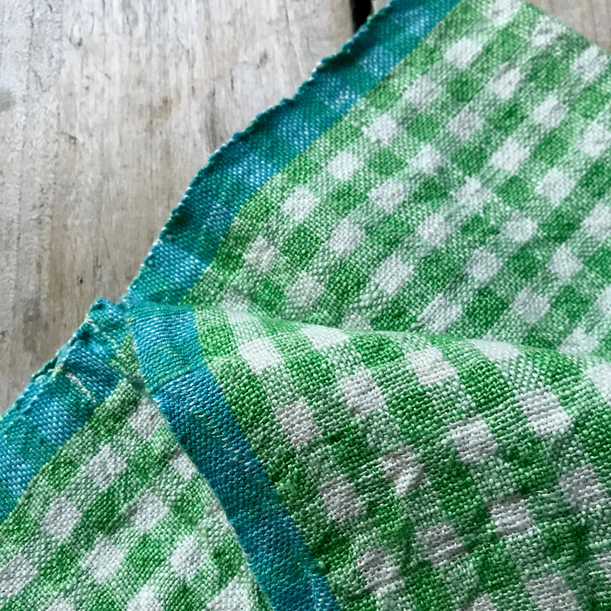 Gingham Tea Towel in Lime & Aqua - Image 2
