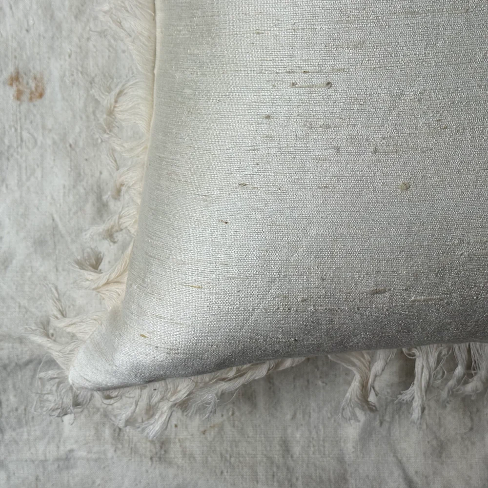 Illusion Fringe Tassia Cushion in Ivory - Image 5