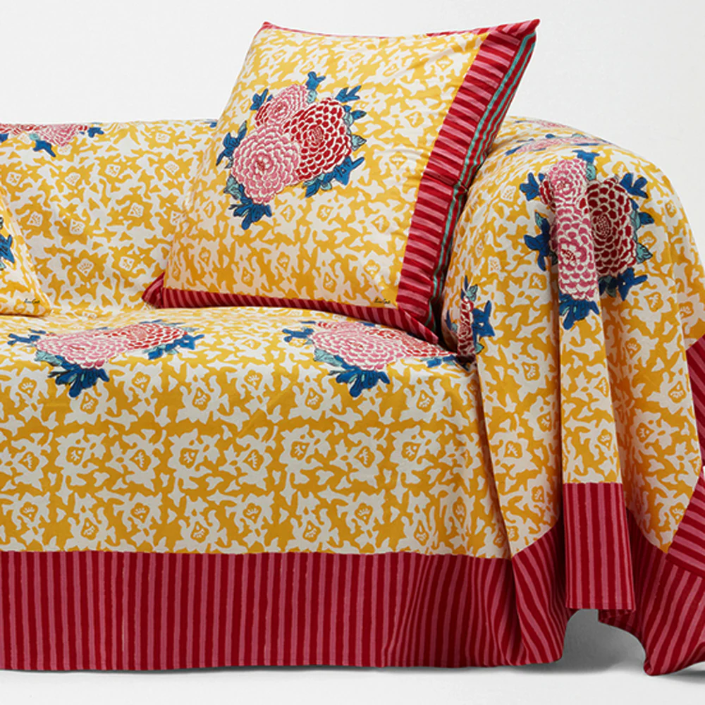 Lisa Corti Cotton Cloth in Arabesque Corolla Gold 250 x 270cm - Image 3