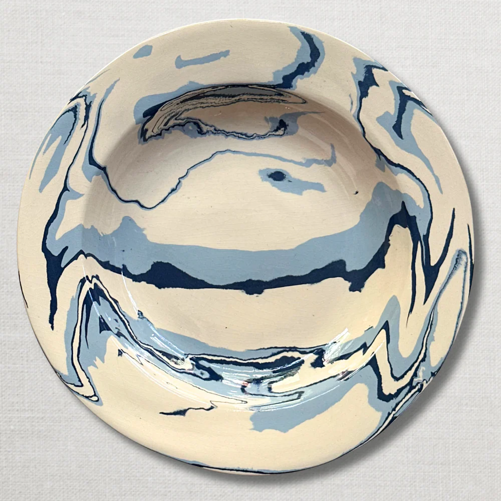 Marbled Deep Presentation Plate in Belle Île (BI #766)