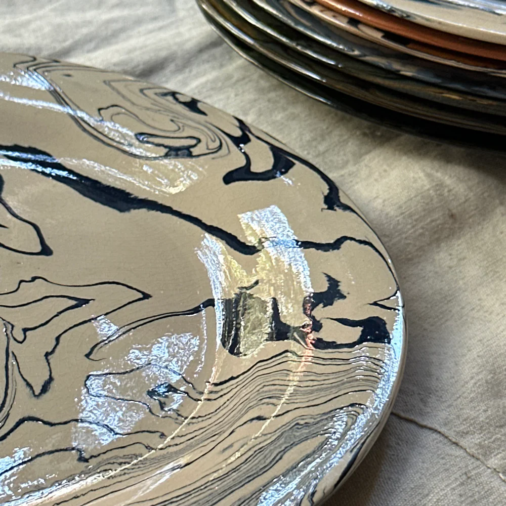 Marbled Presentation Plate in Dark Belle Île (DB #763) - Image 2