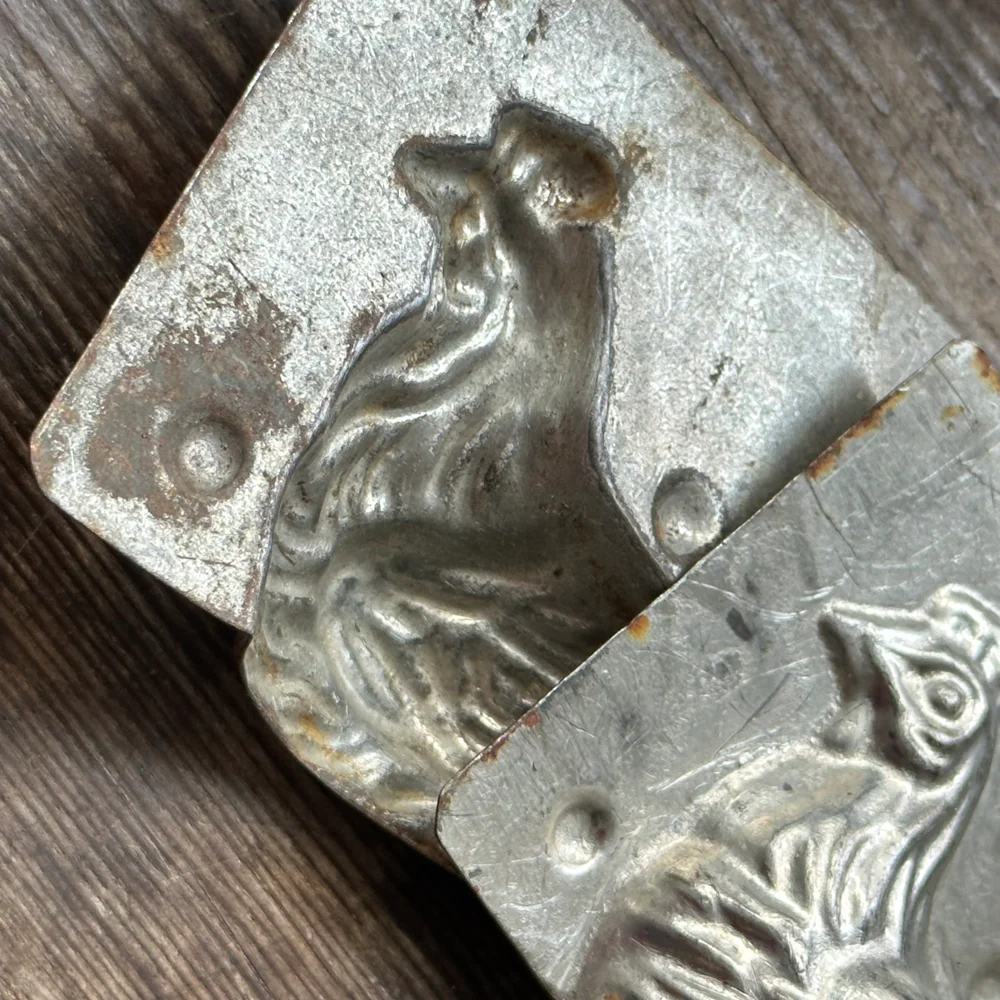 Antique Chocolate Turkey Tin Mold  (#05) - Image 3
