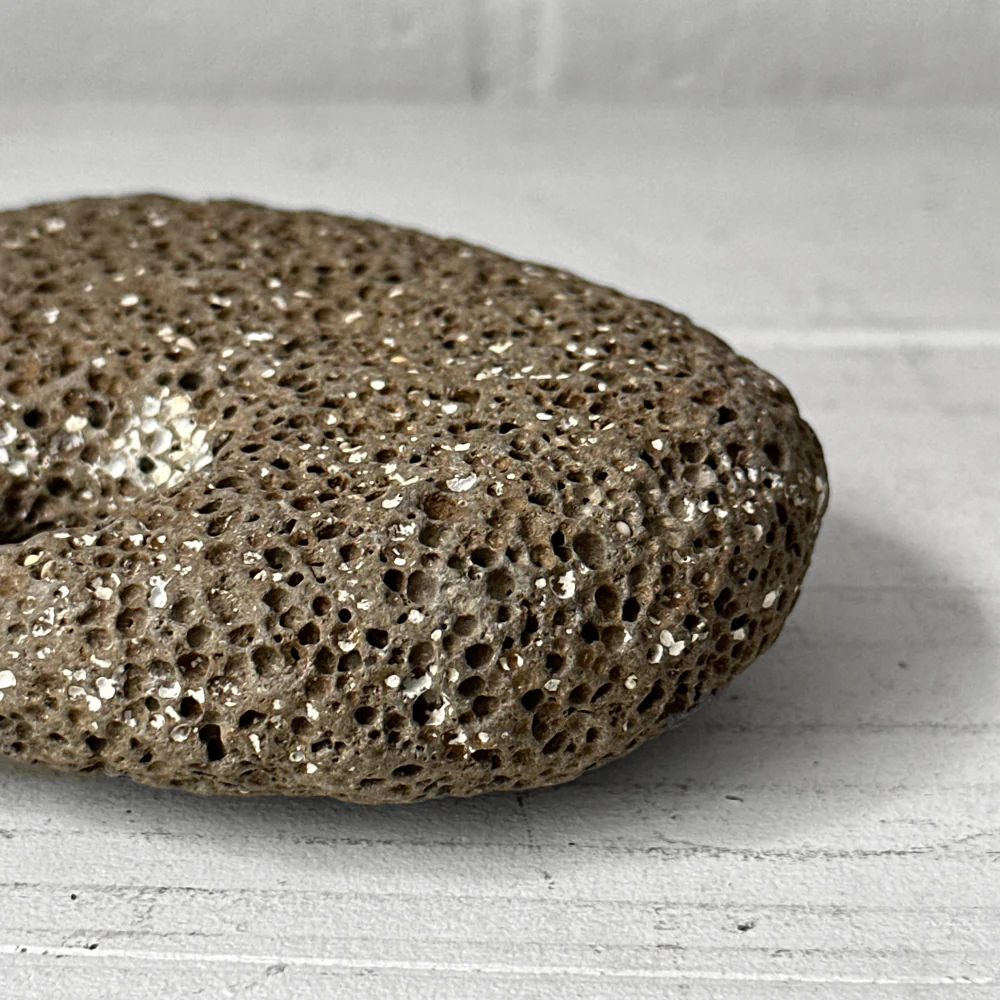 Net Weight Micronesian Volcanic Rock - Image 3