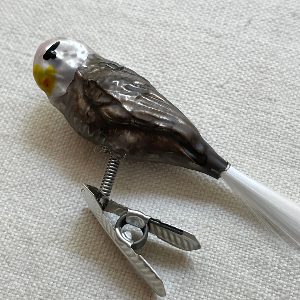 Nostalgic Clip-On Eagle Ornament - Image 2