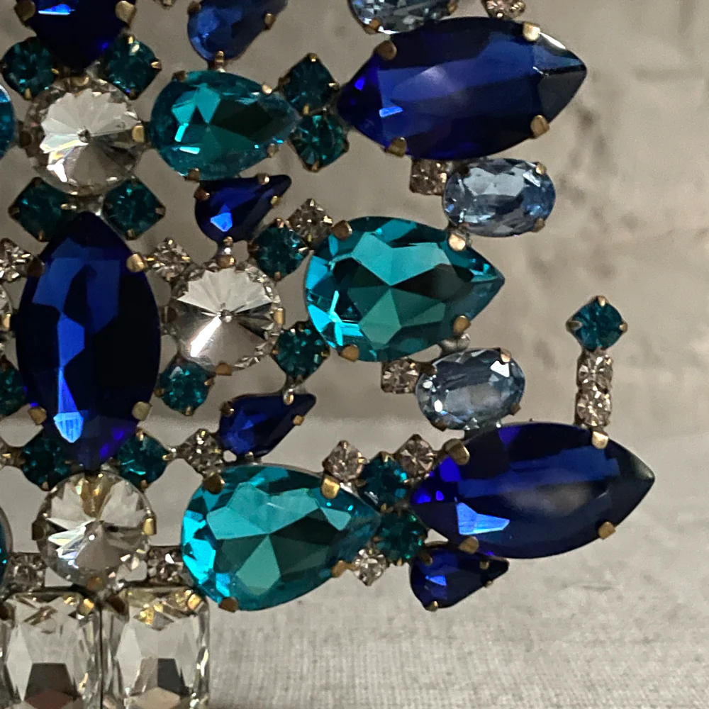 Nostalgic Glass Jeweled Tree with Candles in Blue - Image 4