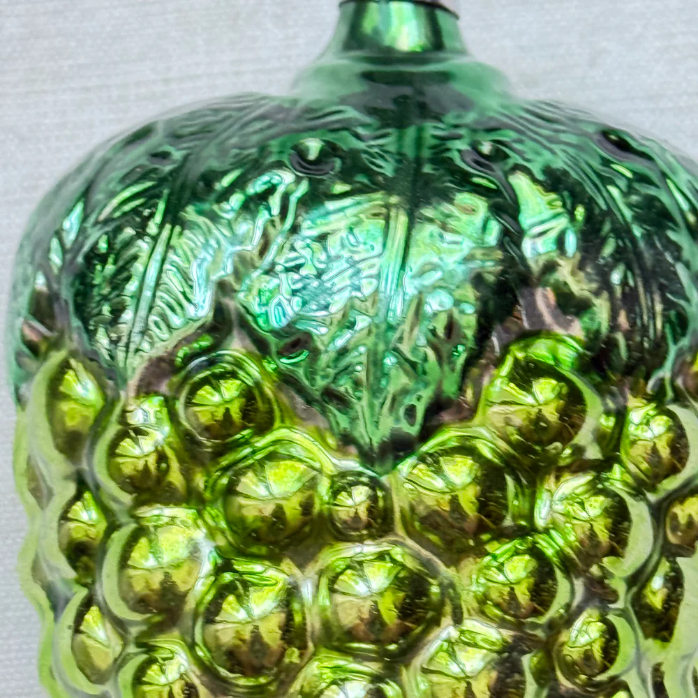 Nostalgic Large Green Grapes Ornament - Image 3