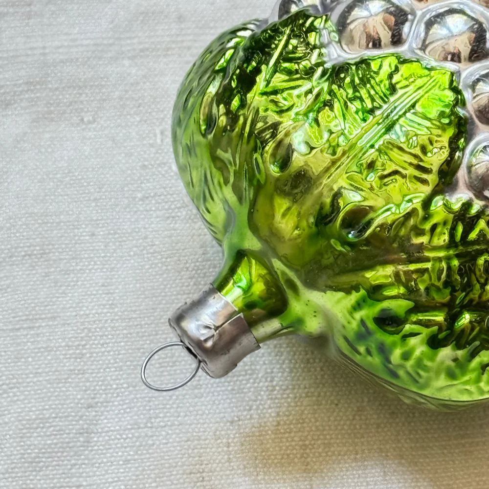 Nostalgic Large Silver Grapes Ornament - Image 3