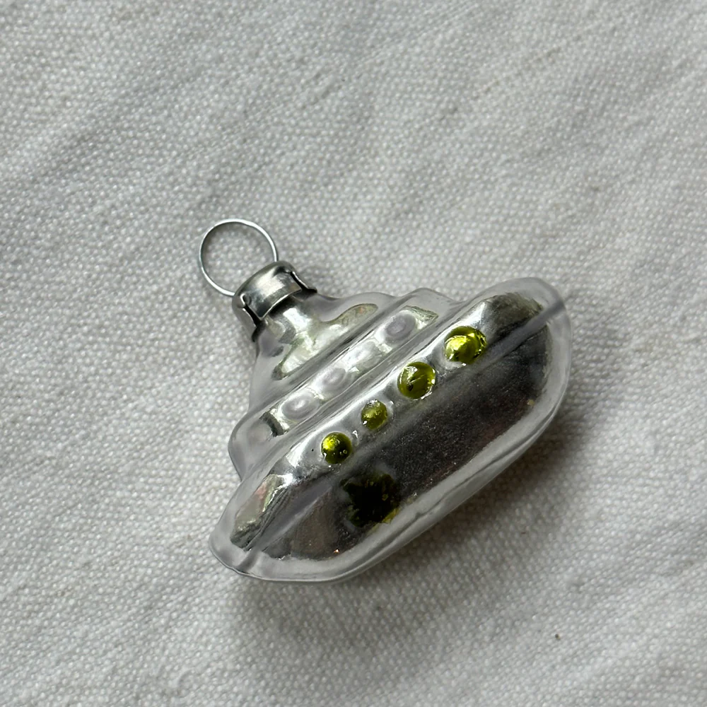 Nostalgic Mini Boat Ornament - Image 2