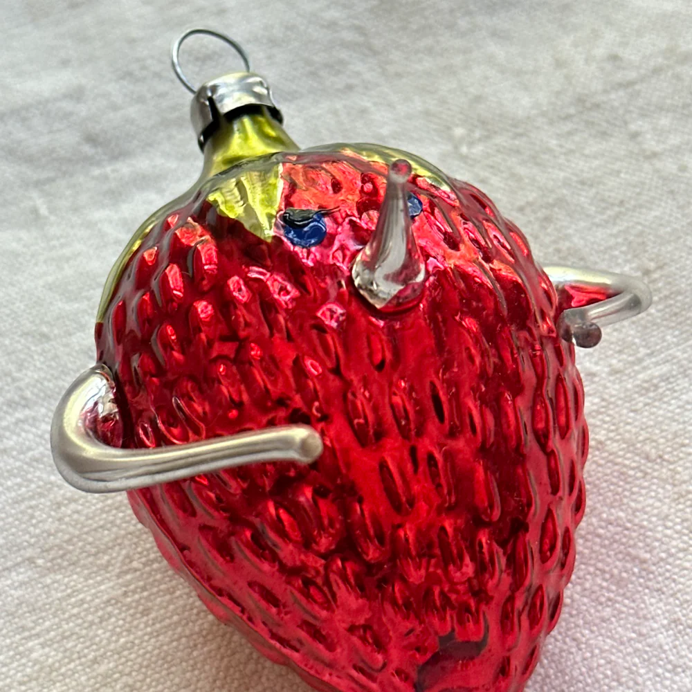 Nostalgic Strawberry Ornament with Free Blown Arms & Nose - Image 2