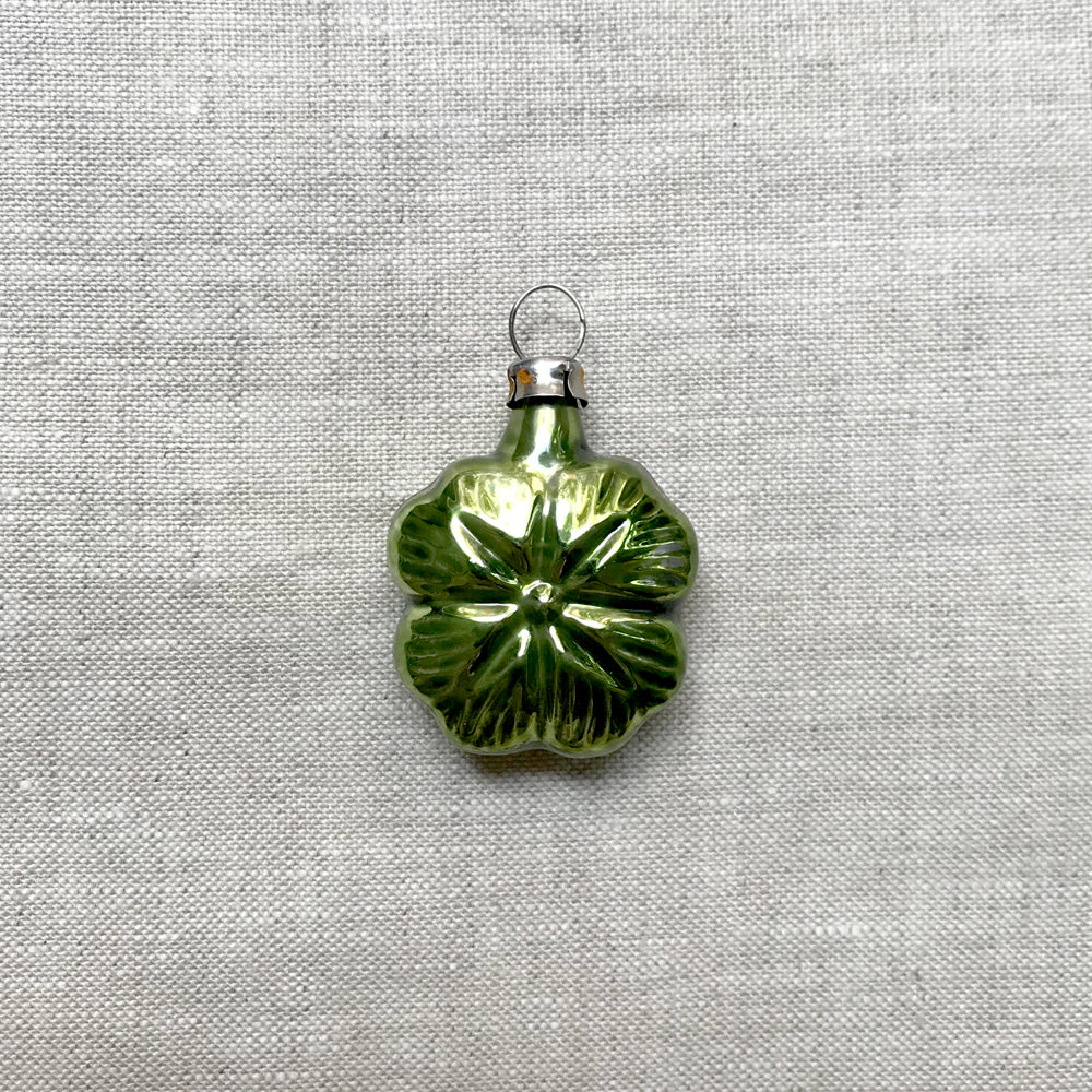 Nostalgic Tiny Four Leaf Clover Ornament