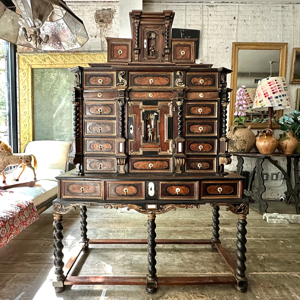 18th Century Ornate Decorative Italian Cabinet - Image 8