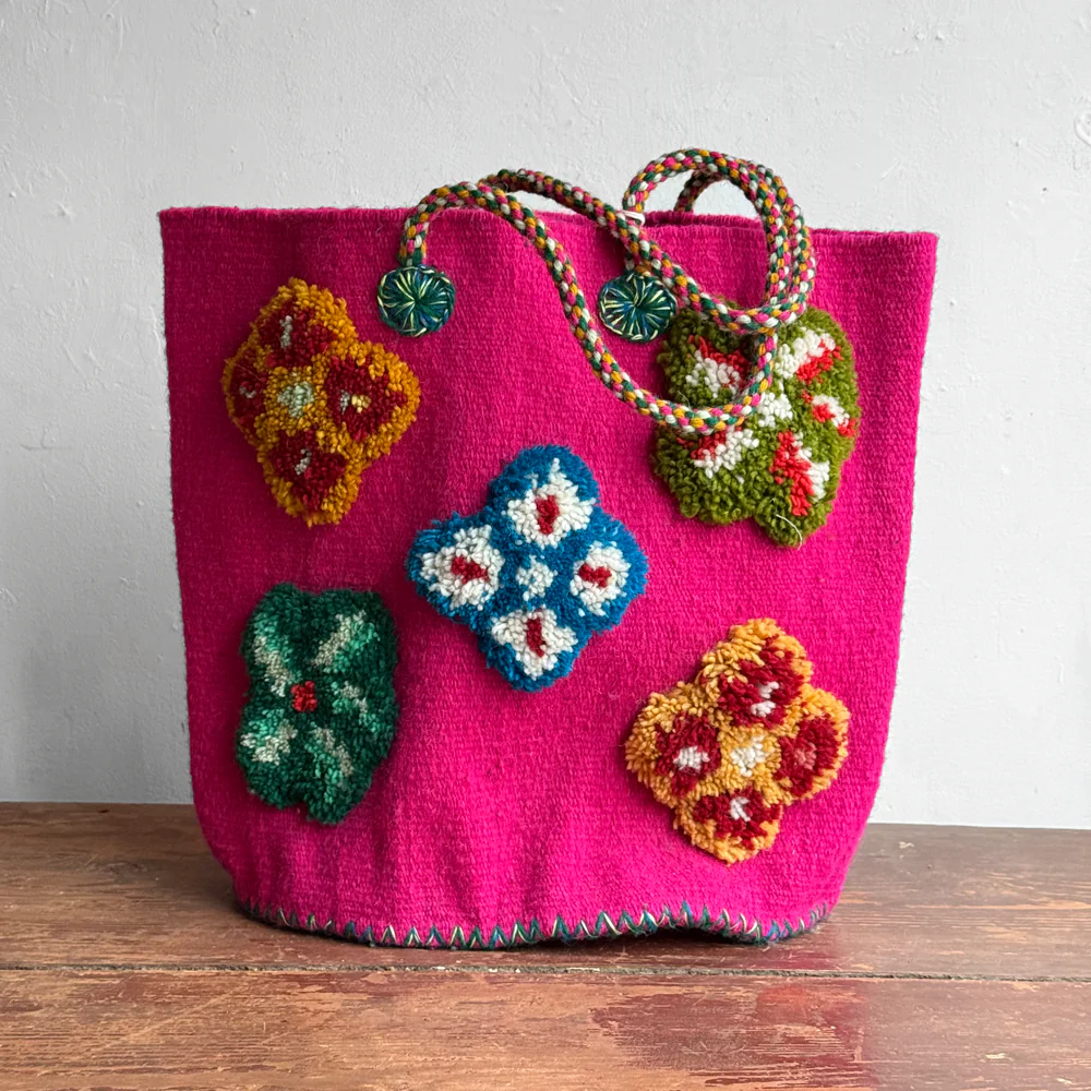 PO! Paris Nathalie Lete Woven & Knotted "Les Petites Fleur" Tote Bag in Rose - Image 2