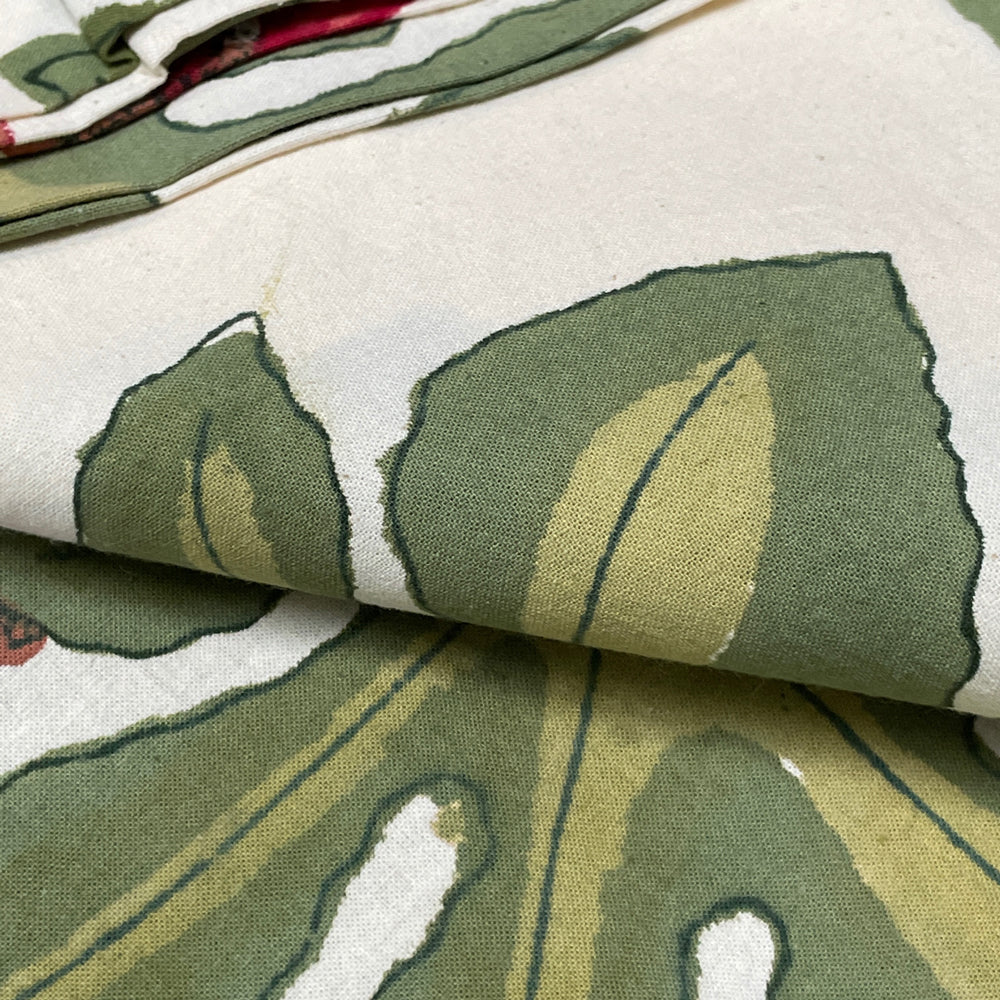 Red Fig French Tablecloth - Image 5