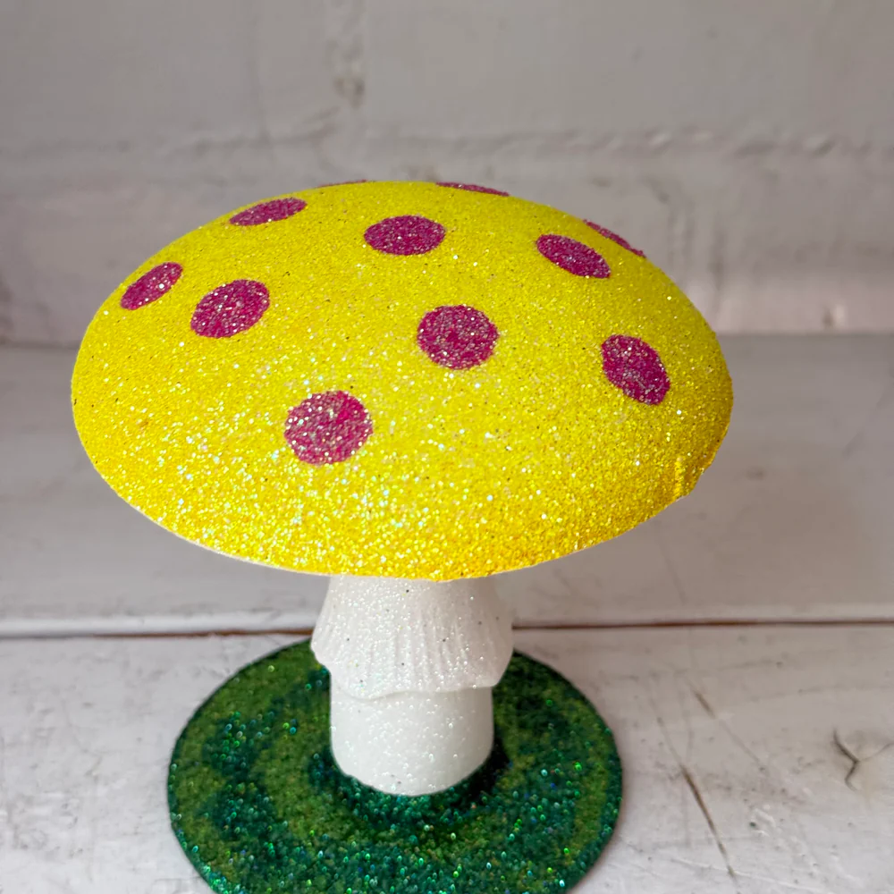 Small Glitter Mushroom in Yellow with Pink Dots - Image 2