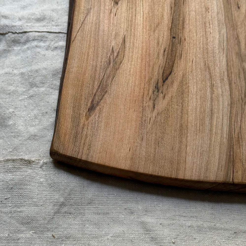 Spencer Peterman 21" Ambrosia Maple Wood Cutting Board with Handle (#4-14) - Image 3